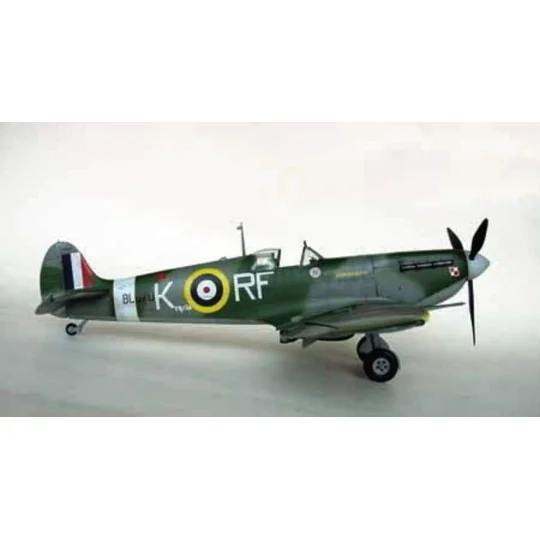 Supermarine Spitfire Mk. Vb, 1/24 - Trumpeter 02403 Supermarine Spitfire Mk. Vb, 1/24 - Trumpeter 02403
