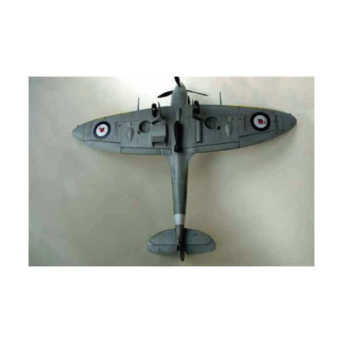 Supermarine Spitfire Mk. Vb, 1/24 - Trumpeter 02403 Supermarine Spitfire Mk. Vb, 1/24 - Trumpeter 02403
