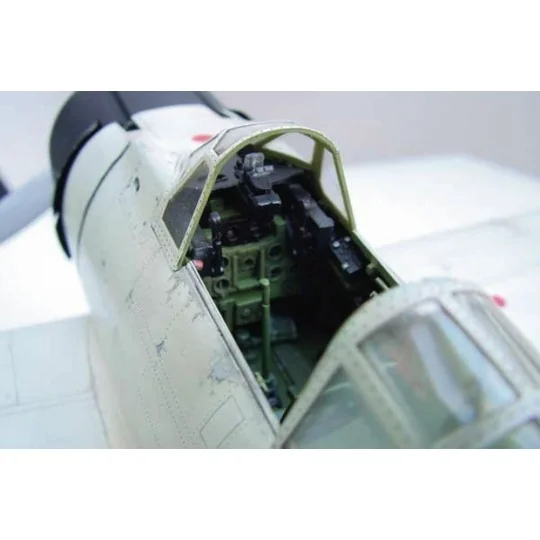Mitsubishi A6M2b Zero Typ 21, 1/24 - Trumpeter 02405