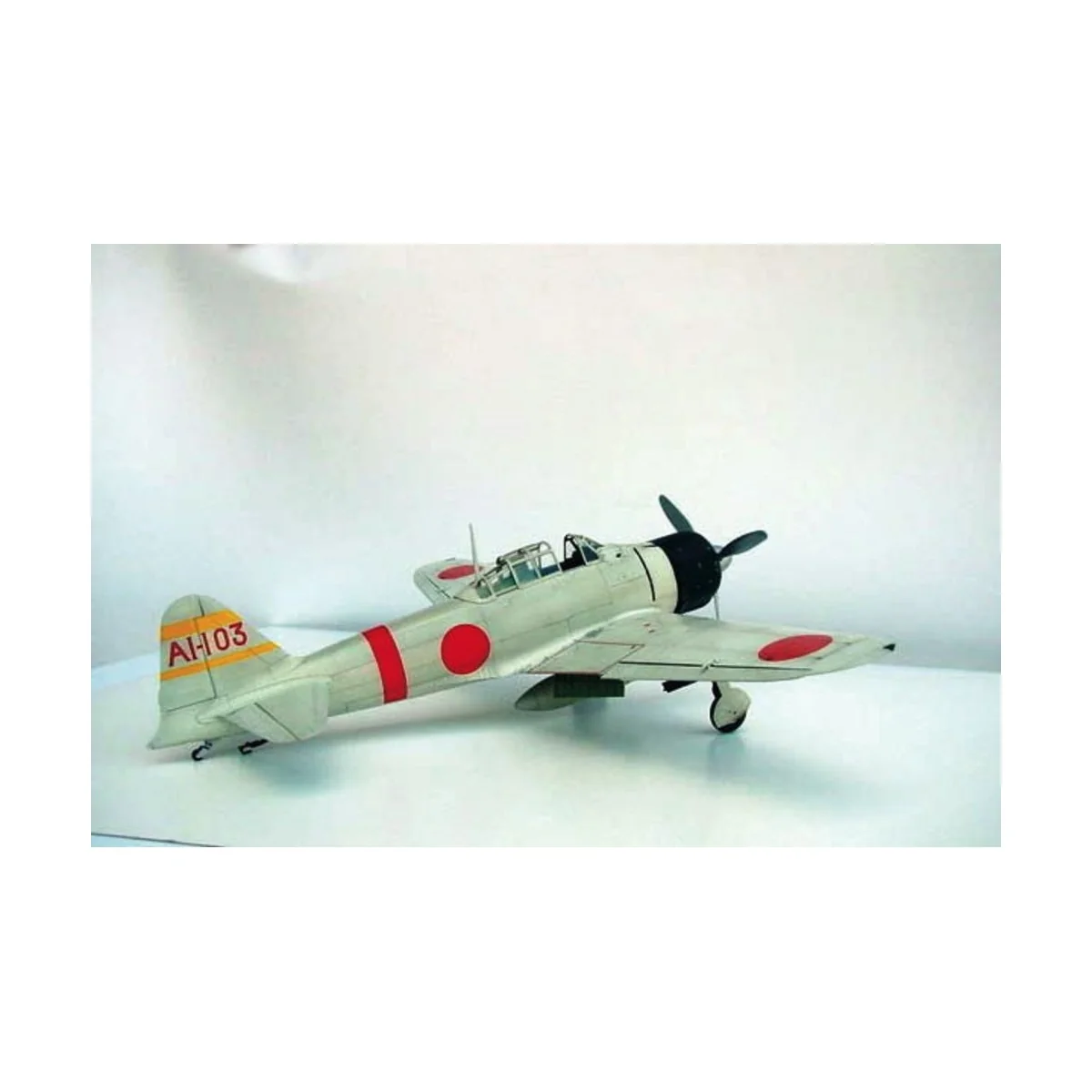 Mitsubishi A6M2b Zero Typ 21, 1/24 - Trumpeter 02405