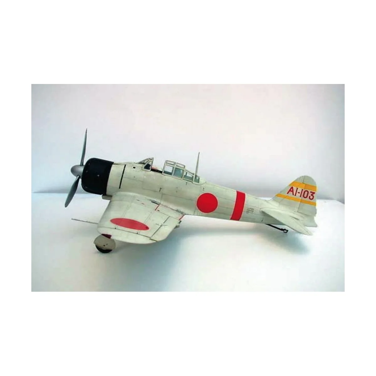 Mitsubishi A6M2b Zero Typ 21 - Trumpeter 02405