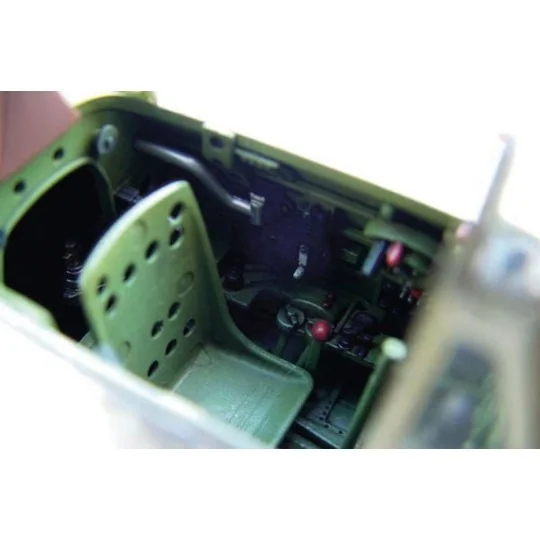 Mitsubishi A6M2b Zero Typ 21, 1/24 - Trumpeter 02405