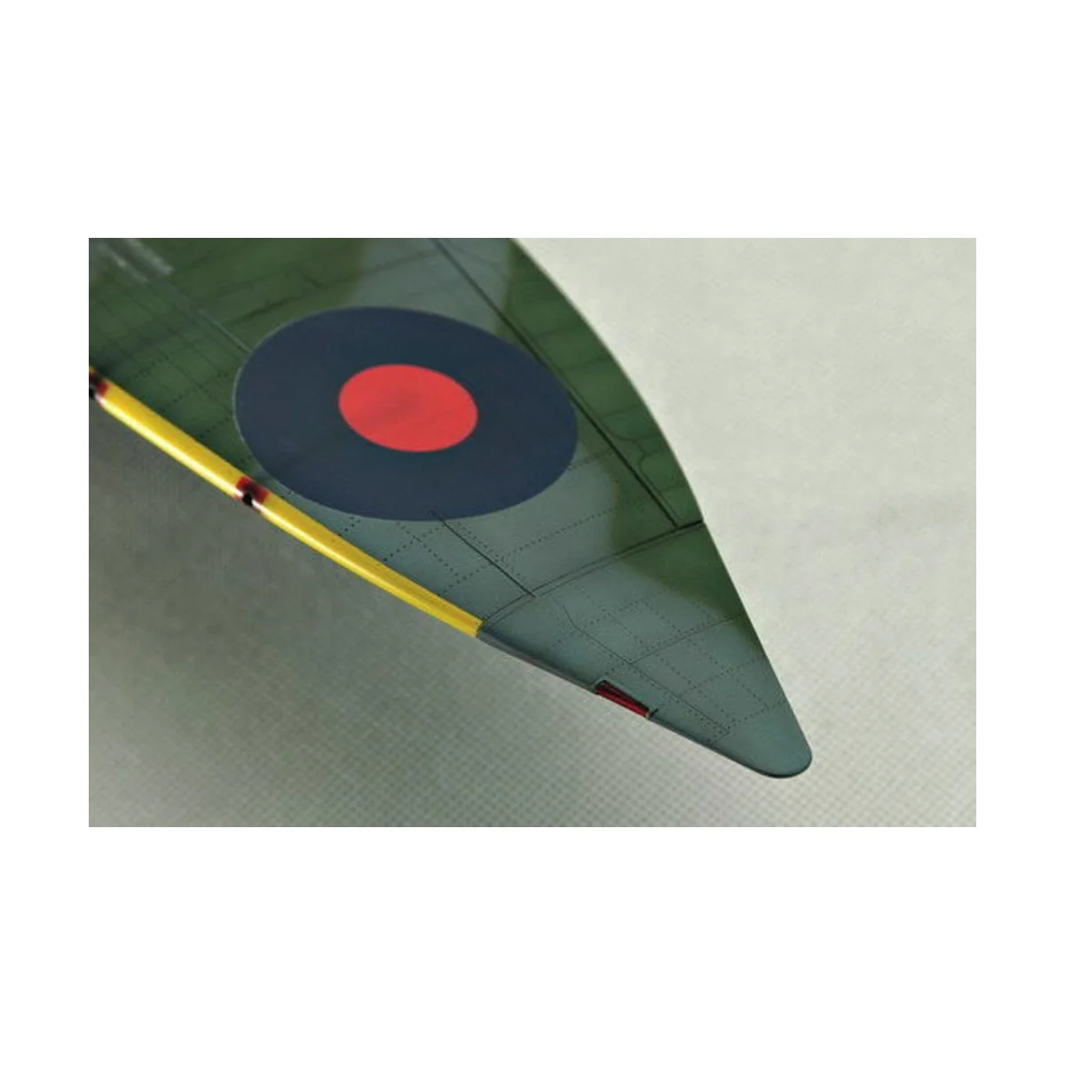 Supermarine Spitfire Mk. VI - Trumpeter 02413