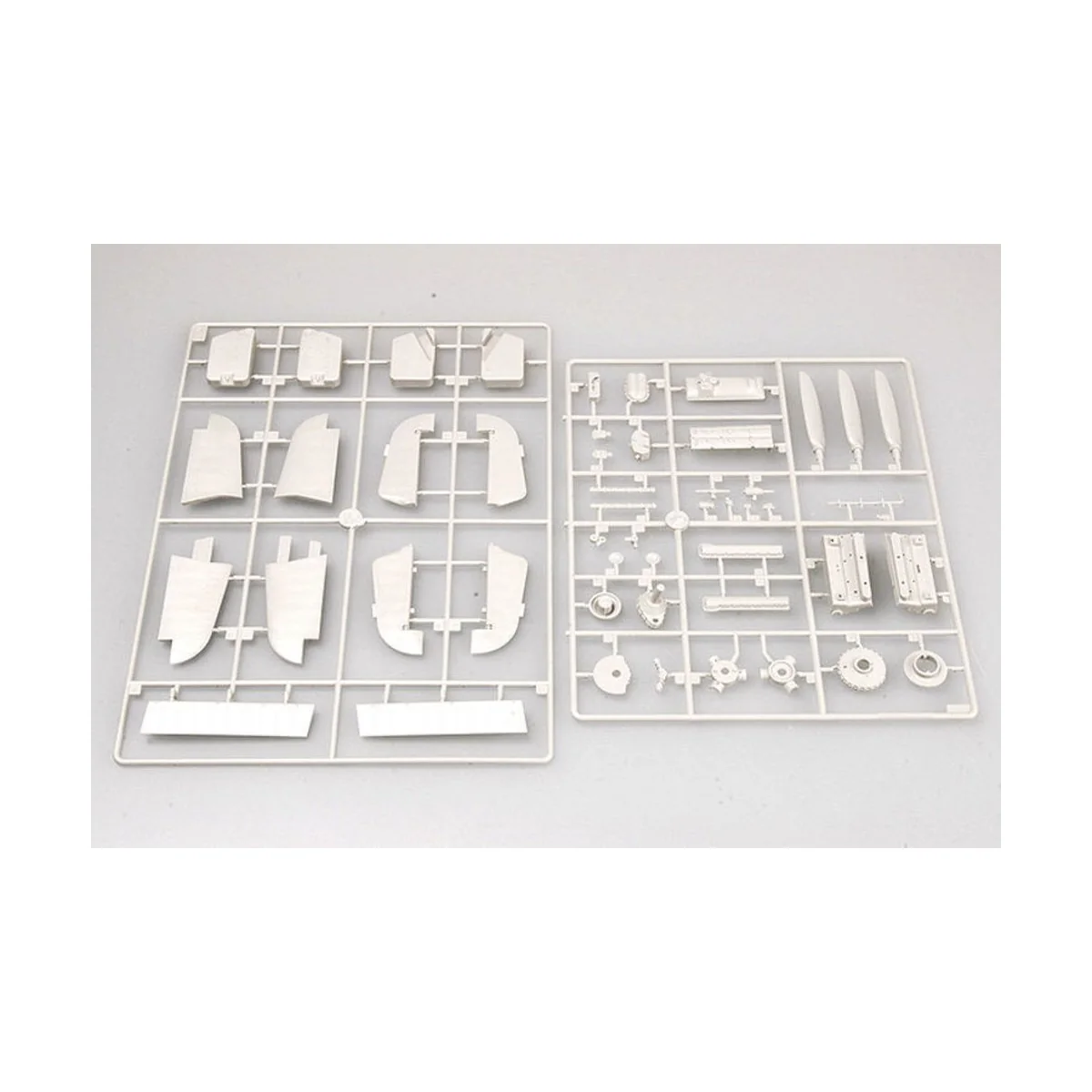 Hurricane Mk. I, 1/24 - Trumpeter 02414 Hurricane Mk. I, 1/24 - Trumpeter 02414