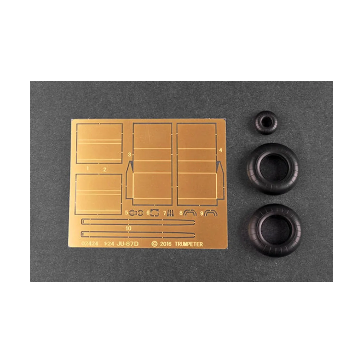 Junkers Ju-87D-5 Stuka - Trumpeter 02424