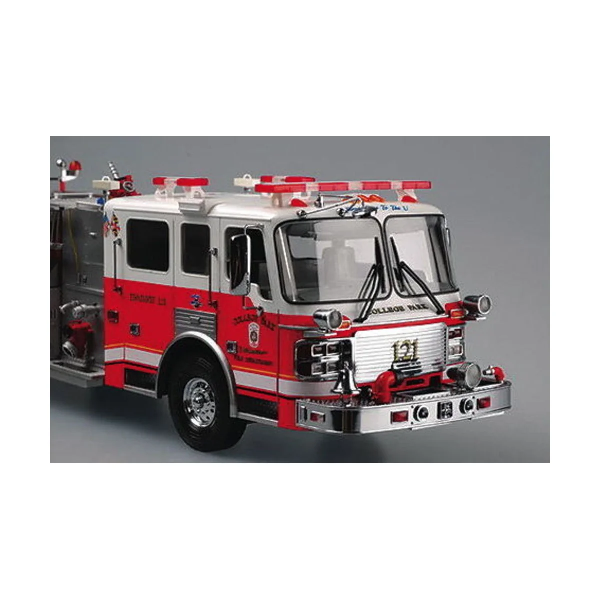 American LaFrance Eagle Fire Pumper 2002, 1/25 - Trumpeter 02506