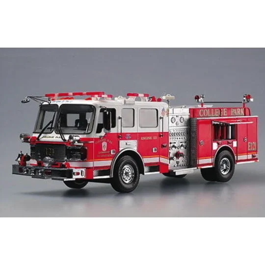 American LaFrance Eagle Fire Pumper 2002, 1/25 - Trumpeter 02506