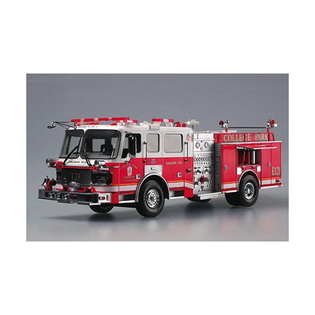 American LaFrance Eagle Fire Pumper 2002, 1/25 - Trumpeter 02506