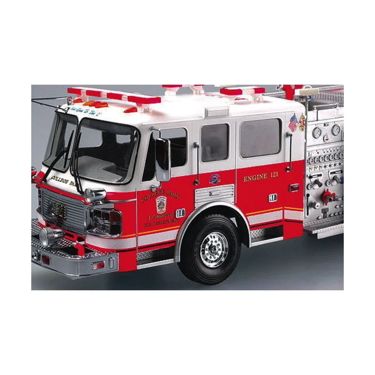 American LaFrance Eagle Fire Pumper 2002, 1/25 - Trumpeter 02506