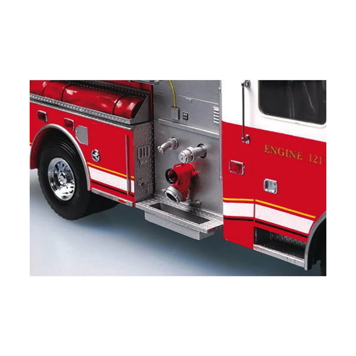 American LaFrance Eagle Fire Pumper 2002, 1/25 - Trumpeter 02506