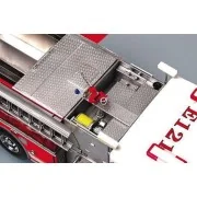 American LaFrance Eagle Fire Pumper 2002 - Trumpeter 02506