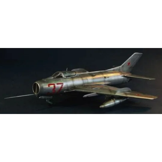 MiG-19 S Farmer C, 1/48 - Trumpeter 02803 MiG-19 S Farmer C, 1/48 - Trumpeter 02803