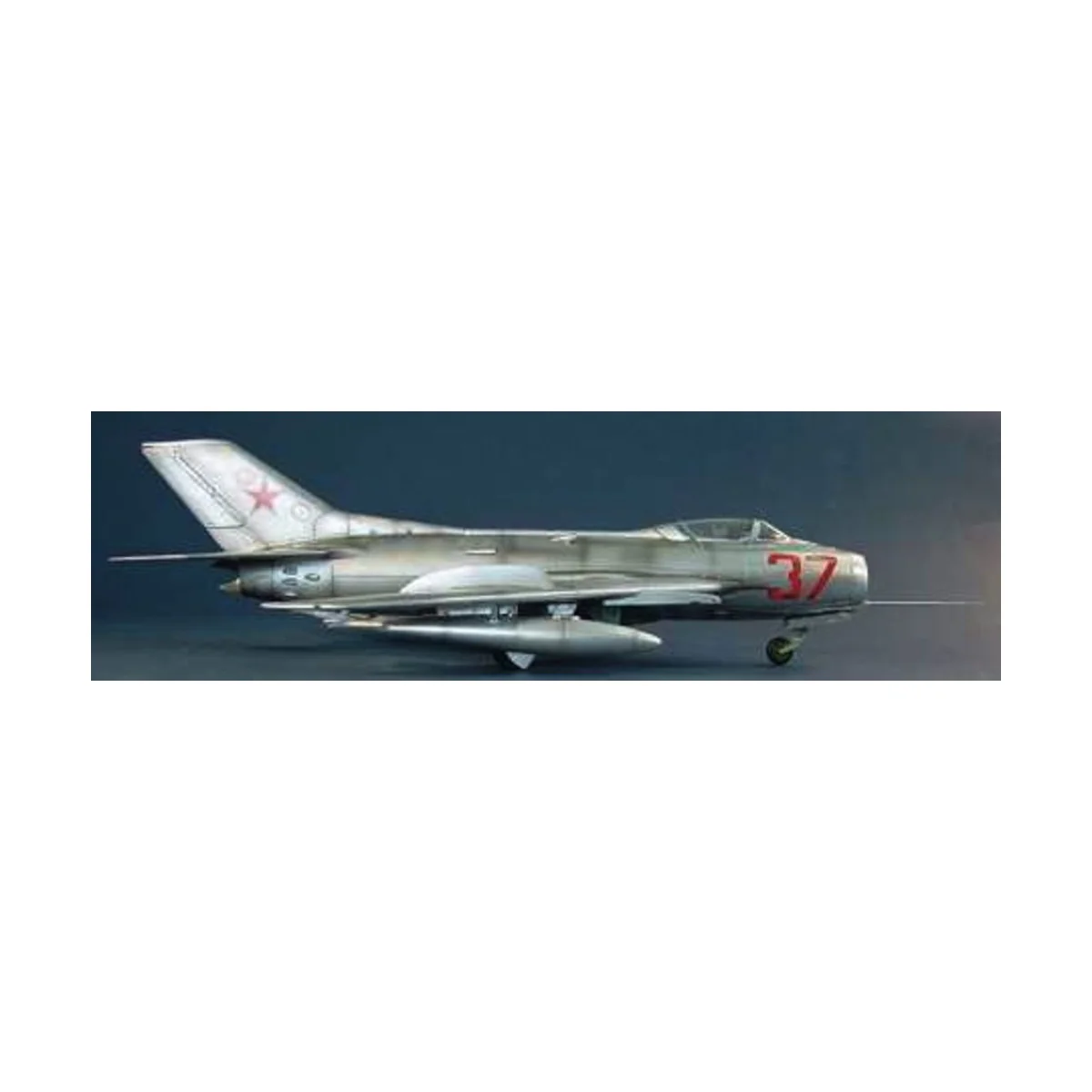 MiG-19 S Farmer C, 1/48 - Trumpeter 02803 MiG-19 S Farmer C, 1/48 - Trumpeter 02803