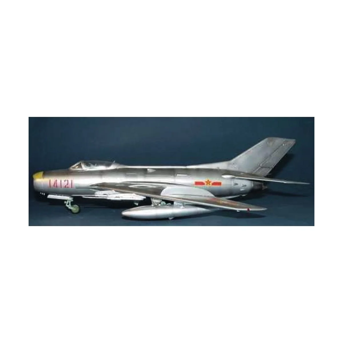 MiG-19 PM Farmer E, 1/48 - Trumpeter 02804