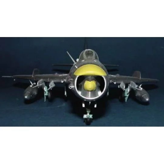 MiG-19 PM Farmer E, 1/48 - Trumpeter 02804