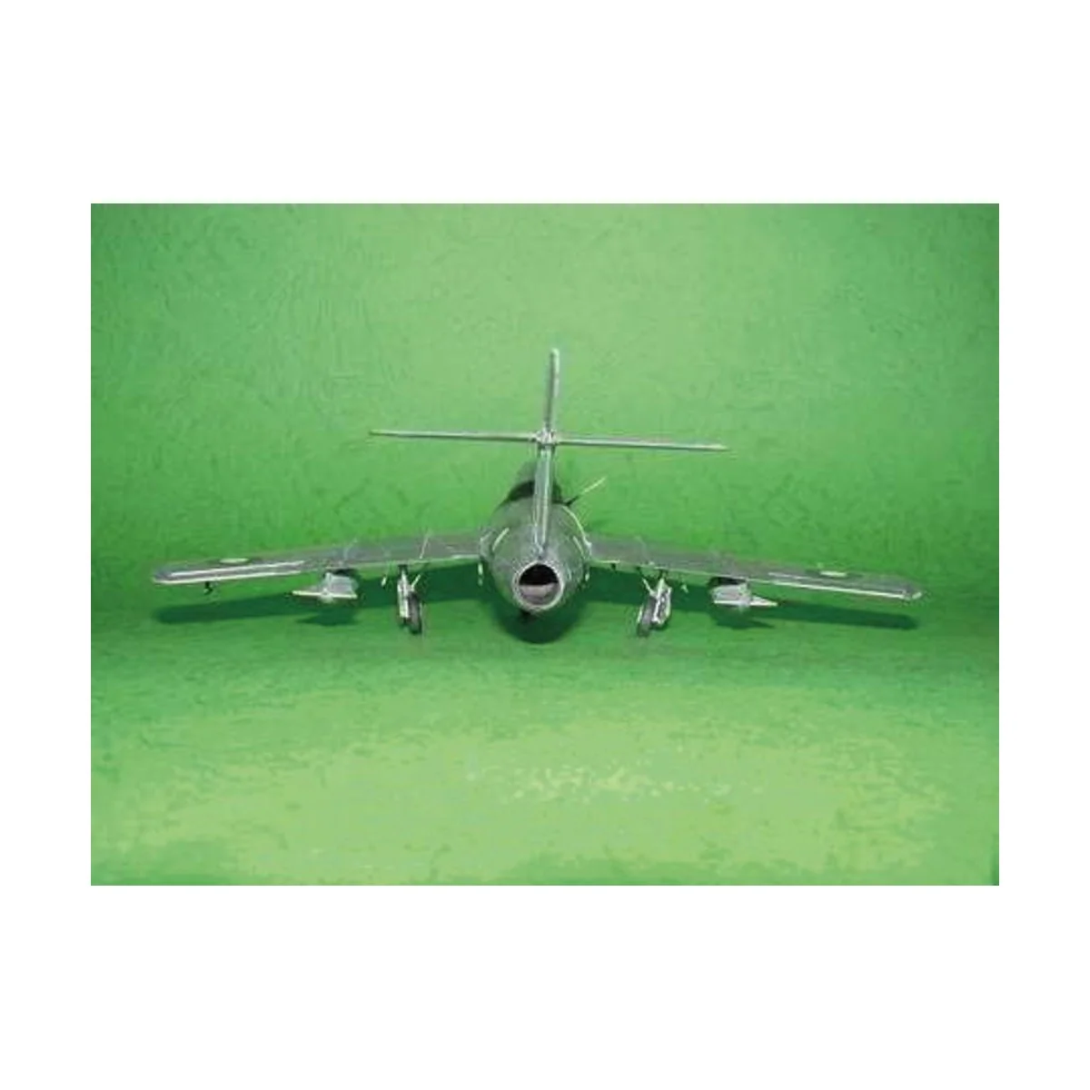 MiG-15 UTI Midget - Trumpeter 02805