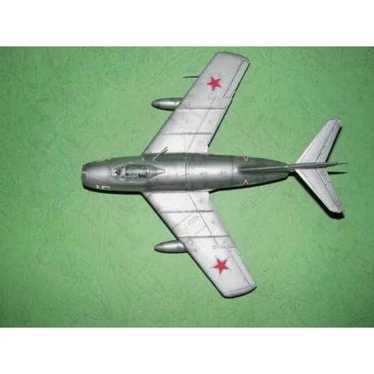 MiG-15 bis Fagot, 1/48 - Trumpeter 02806