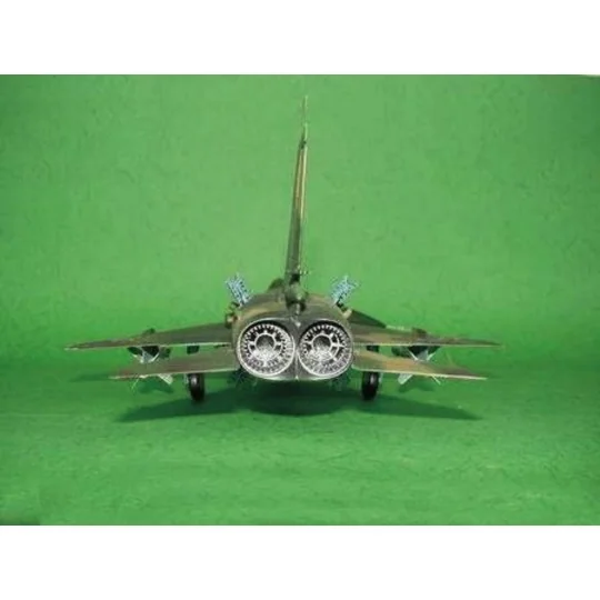 Sukhoi Su-15 TM Flagon F, 1/48 - Trumpeter 02811 Sukhoi Su-15 TM Flagon F, 1/48 - Trumpeter 02811