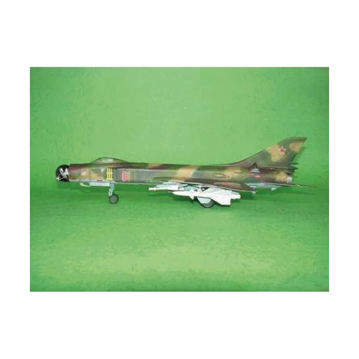Sukhoi Su-15 TM Flagon F, 1/48 - Trumpeter 02811 Sukhoi Su-15 TM Flagon F, 1/48 - Trumpeter 02811