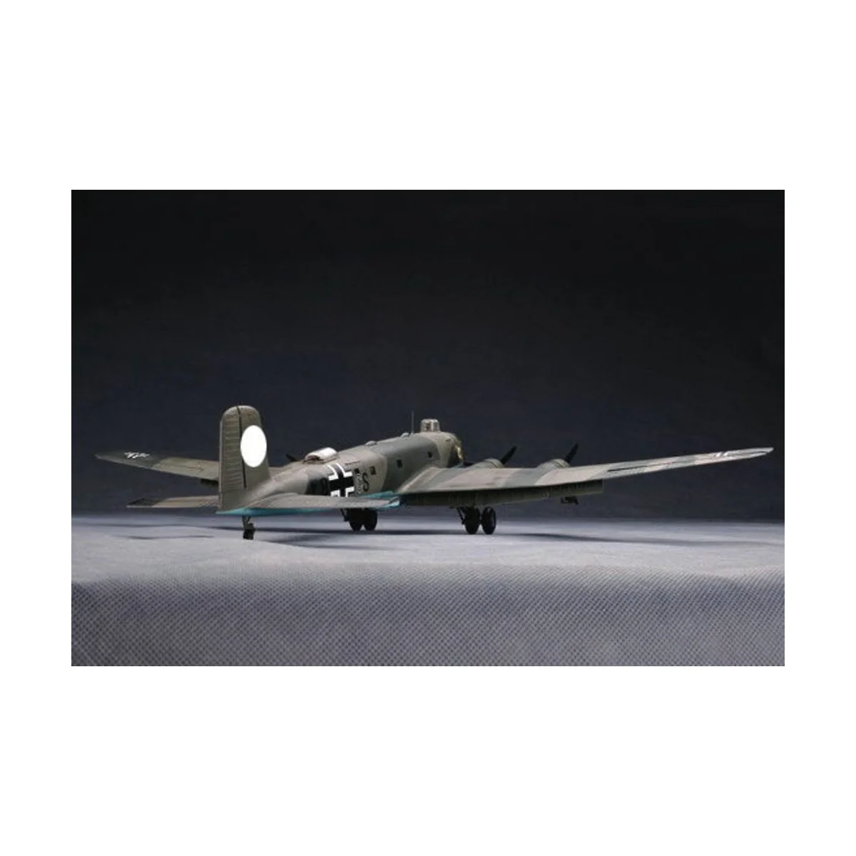 Focke-Wulf Fw 200 C-4 Condor, 1/48 - Trumpeter 02814
