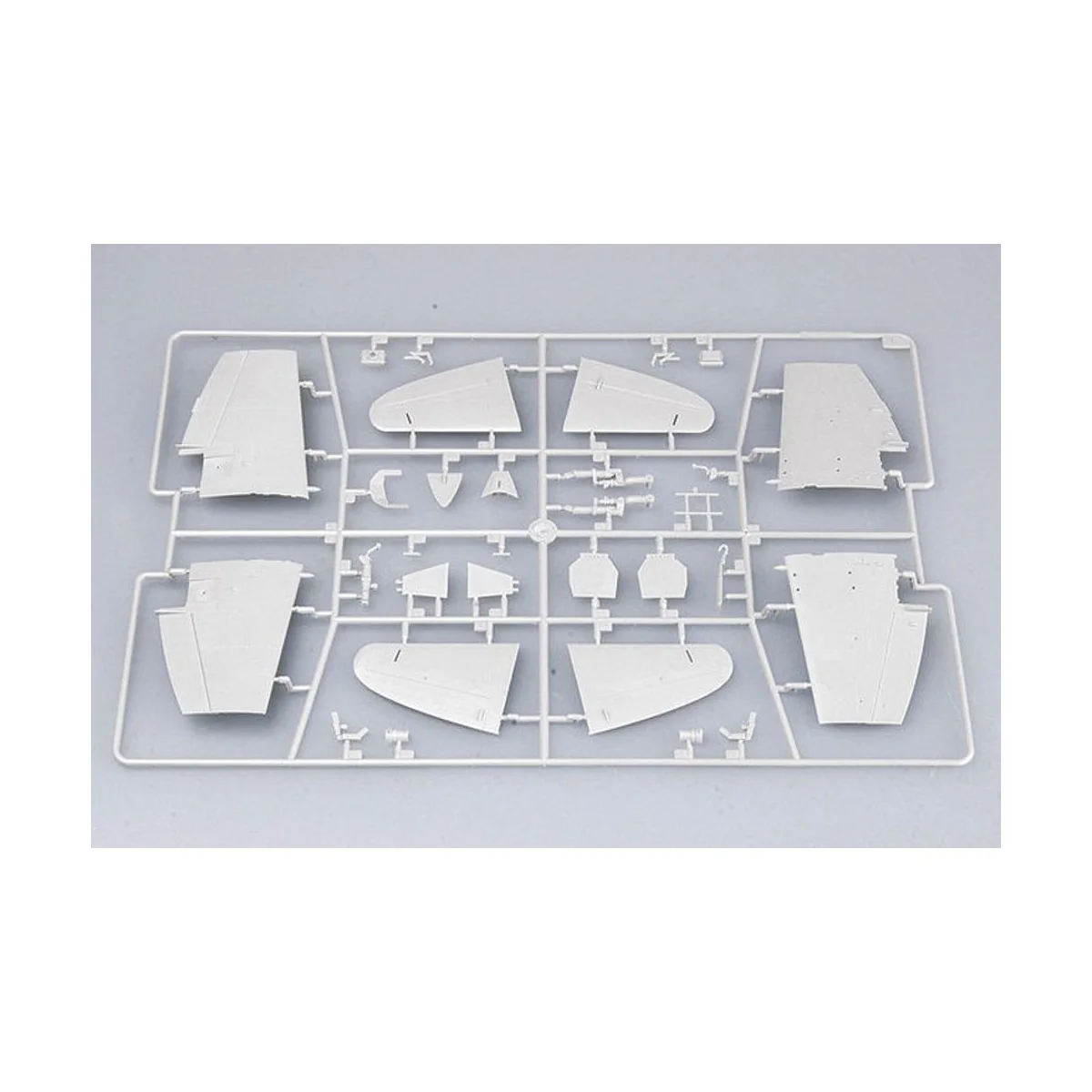 Wyvern S.4 Early Version - Trumpeter 02843