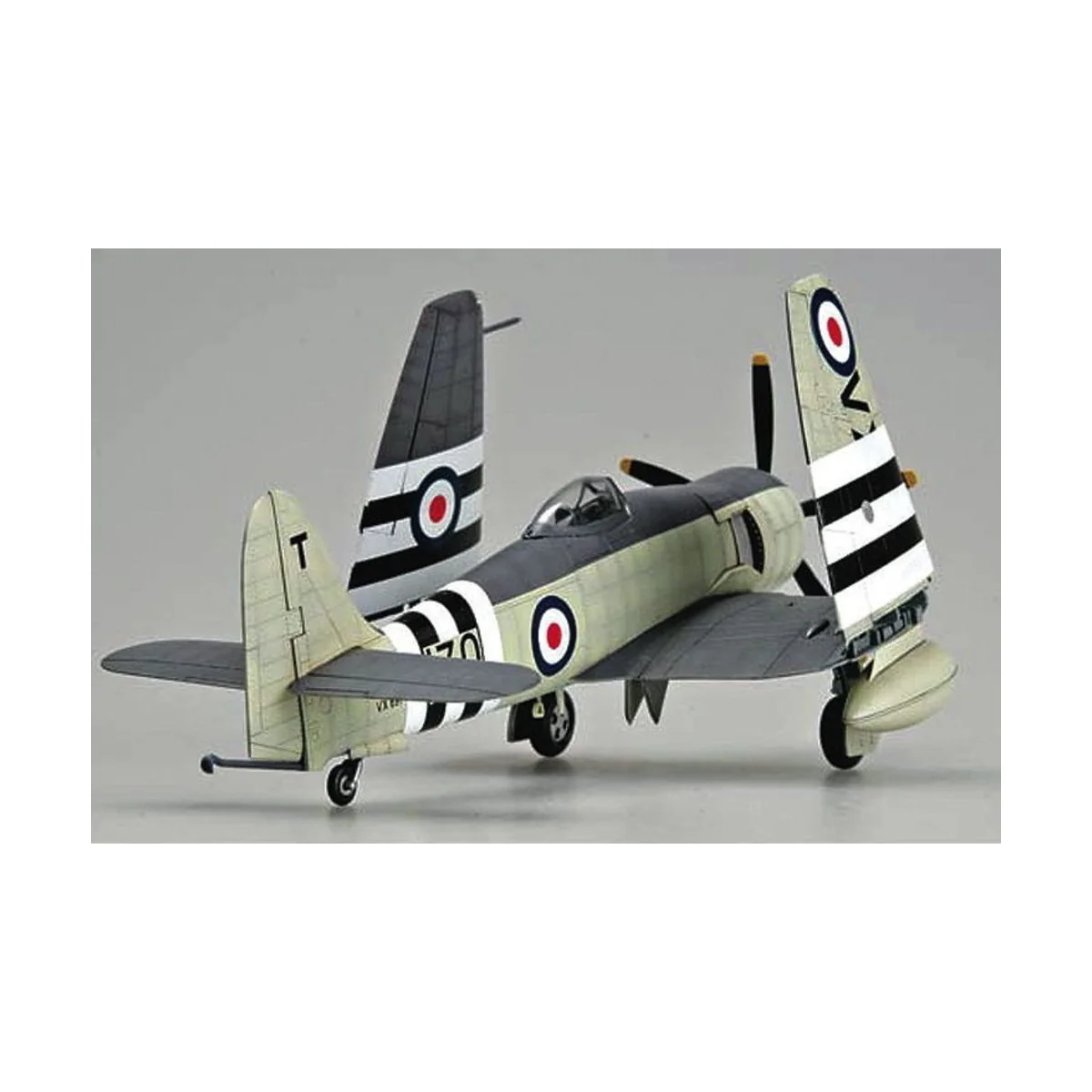 Hawker Sea Fury FB.11 - Trumpeter 02844