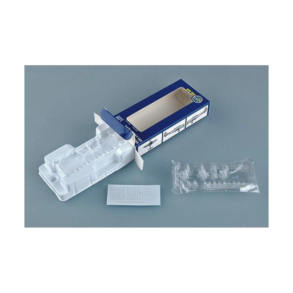 SBD-3 Dauntless, 1/700 - Trumpeter 03402