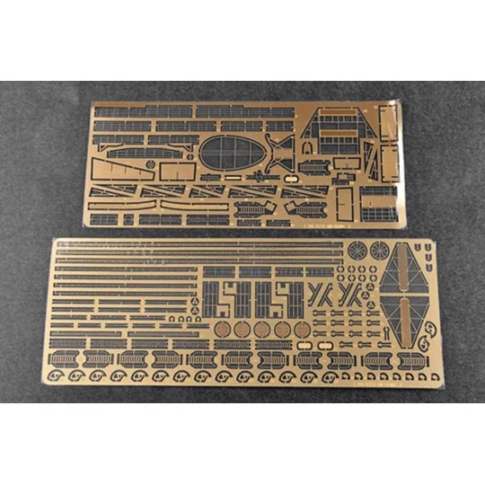 German Scharnhorst Battleship, 1/200 - Trumpeter 03715