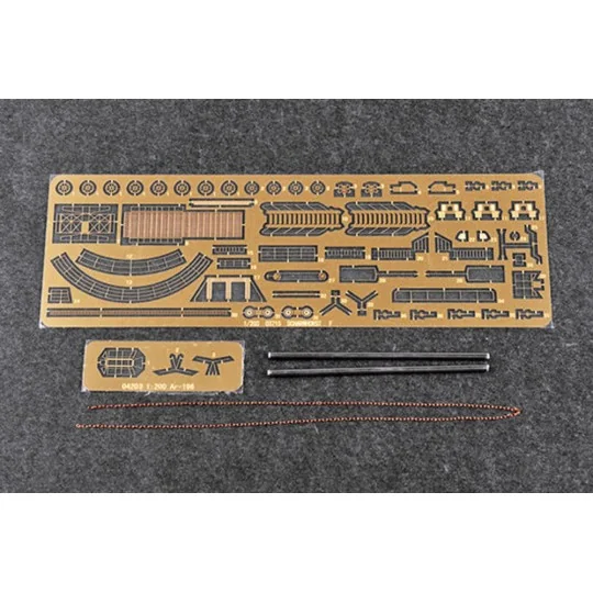 German Scharnhorst Battleship, 1/200 - Trumpeter 03715