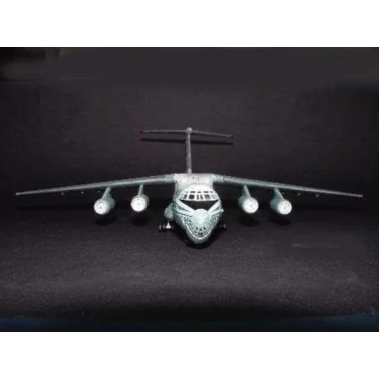 Iljushin IL-76 Candid Transport, 1/144 - Trumpeter 03901