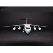 Iljushin IL-76 Candid Transport, 1/144 - Trumpeter 03901