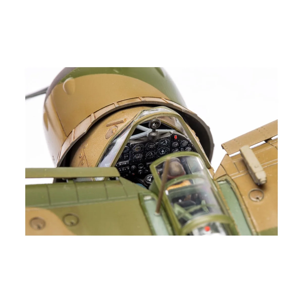 Westland Lysander Mk.I/Mk.III - Airfix A07116