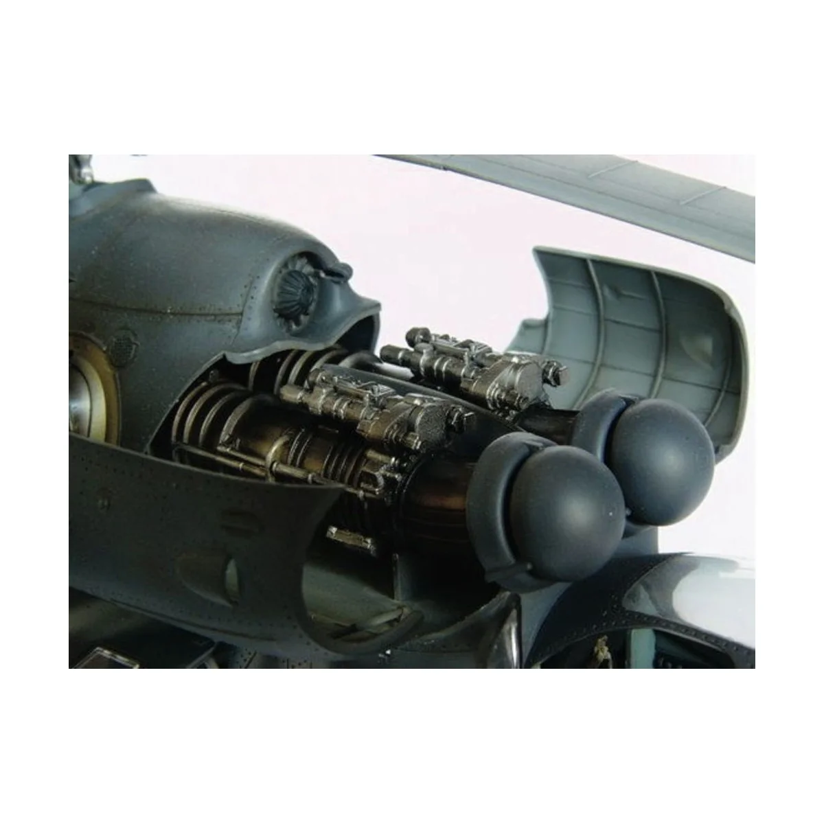 Mil Mi-24 V Hind-E - Trumpeter 05103