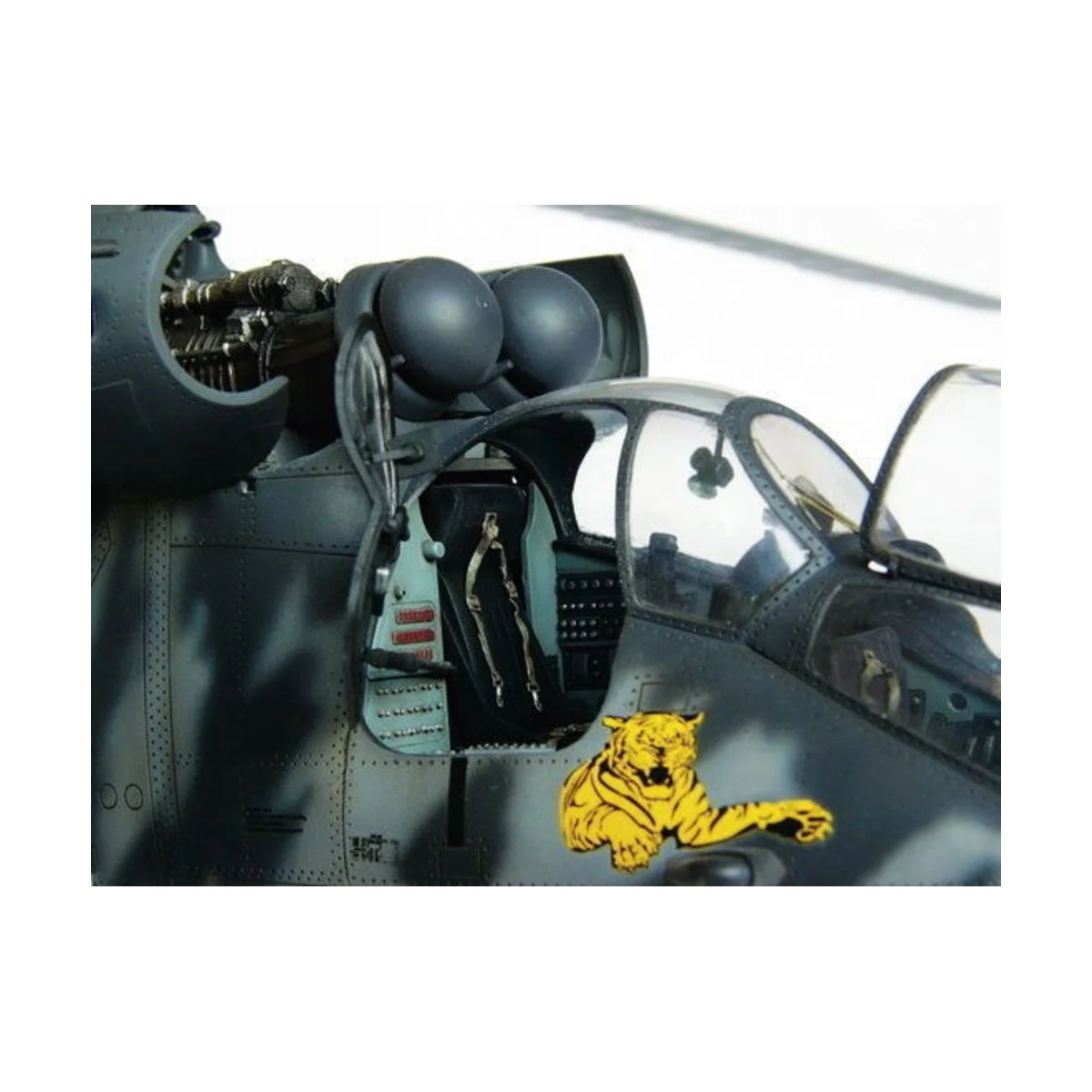 Mil Mi-24 V Hind-E, 1/35 - Trumpeter 05103 Mil Mi-24 V Hind-E, 1/35 - Trumpeter 05103