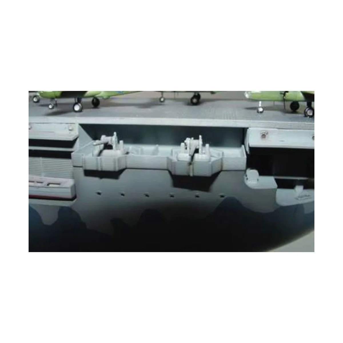 Flugzeugträger USS Hornet CV 8, 1/350 - Trumpeter 05601