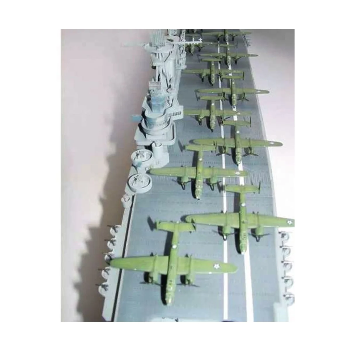 Flugzeugträger USS Hornet CV 8, 1/350 - Trumpeter 05601