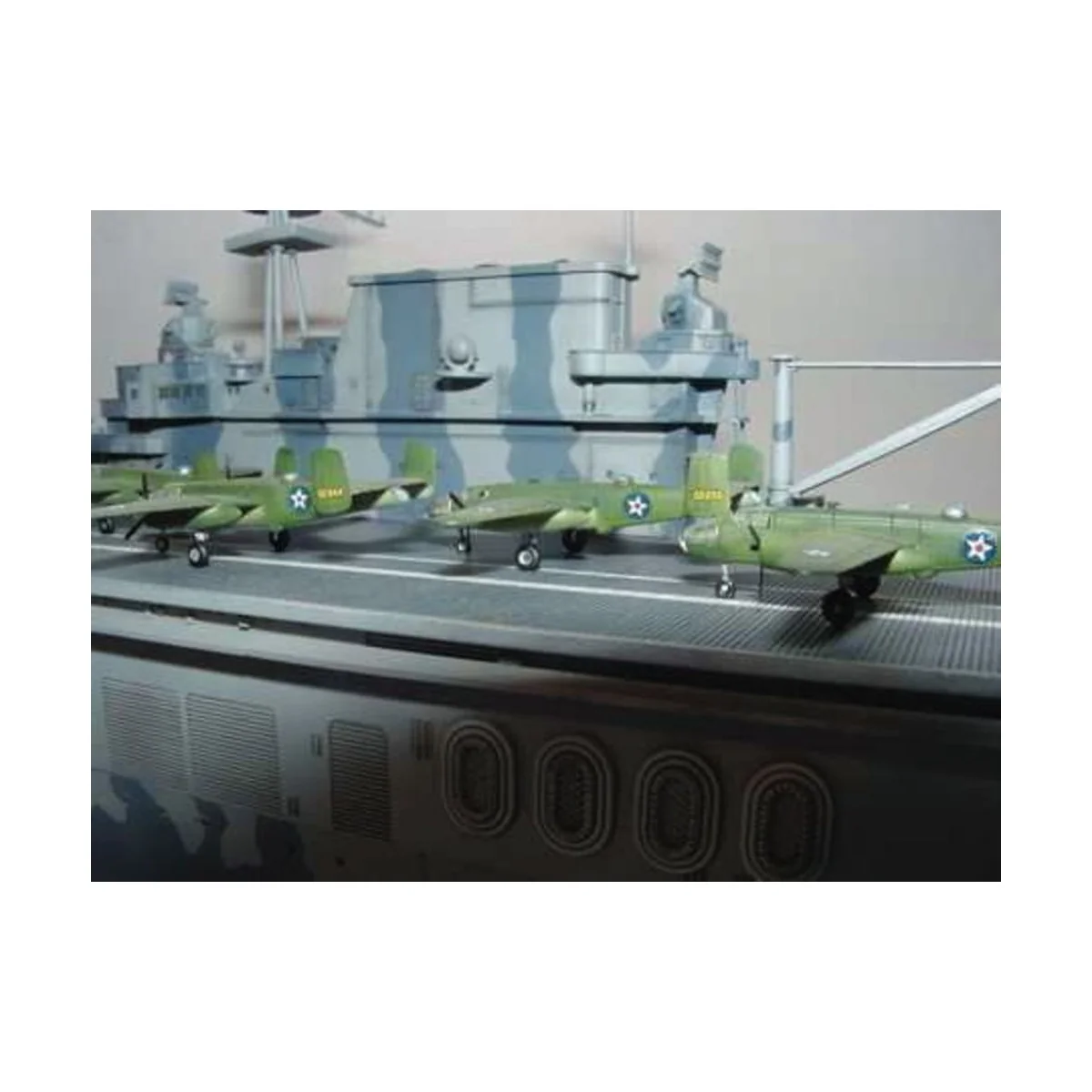 Flugzeugträger USS Hornet CV 8, 1/350 - Trumpeter 05601