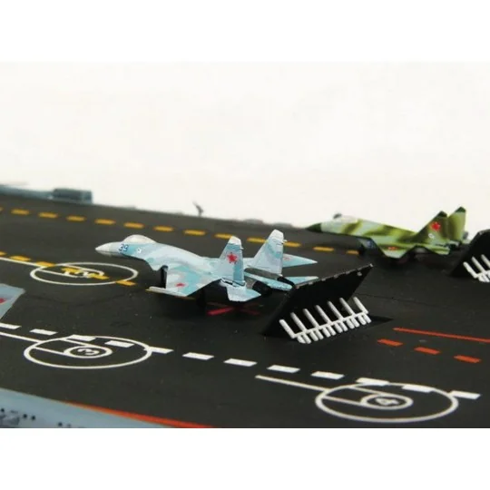 USSR AC Admiral Kuznetsov - Trumpeter 05606