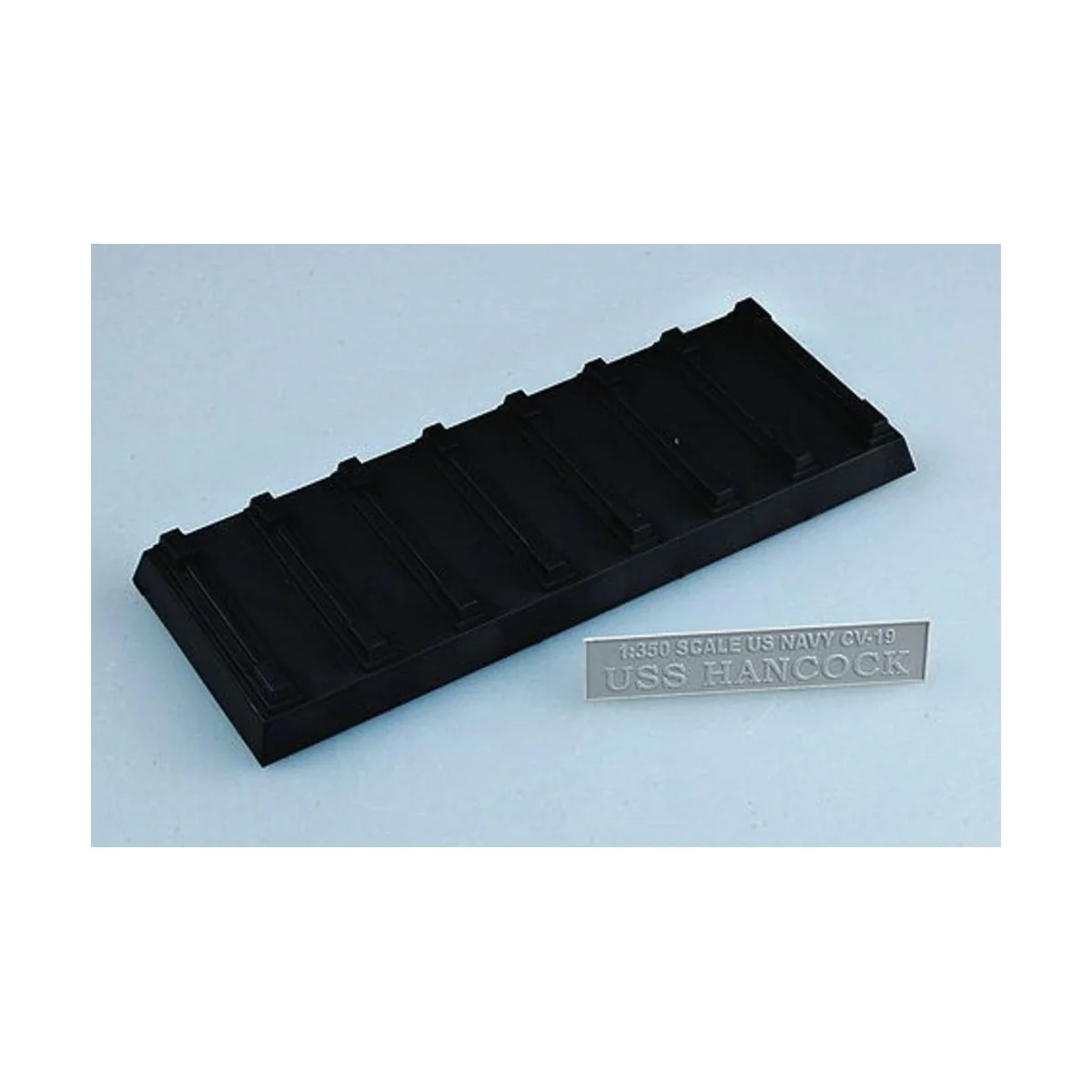 USS Hancock CV-19, 1/350 - Trumpeter 05610