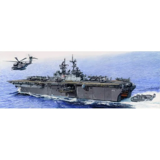 USS IWO JIMA LHD-7 - Trumpeter 05615