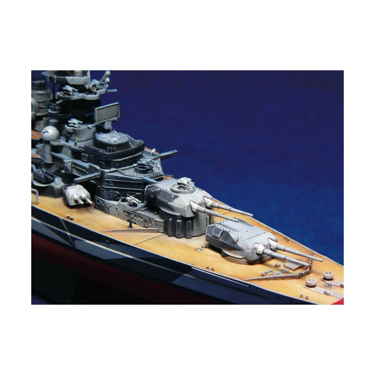 Schlachtschiff Tirpitz, 1/700 - Trumpeter 05712 Schlachtschiff Tirpitz, 1/700 - Trumpeter 05712