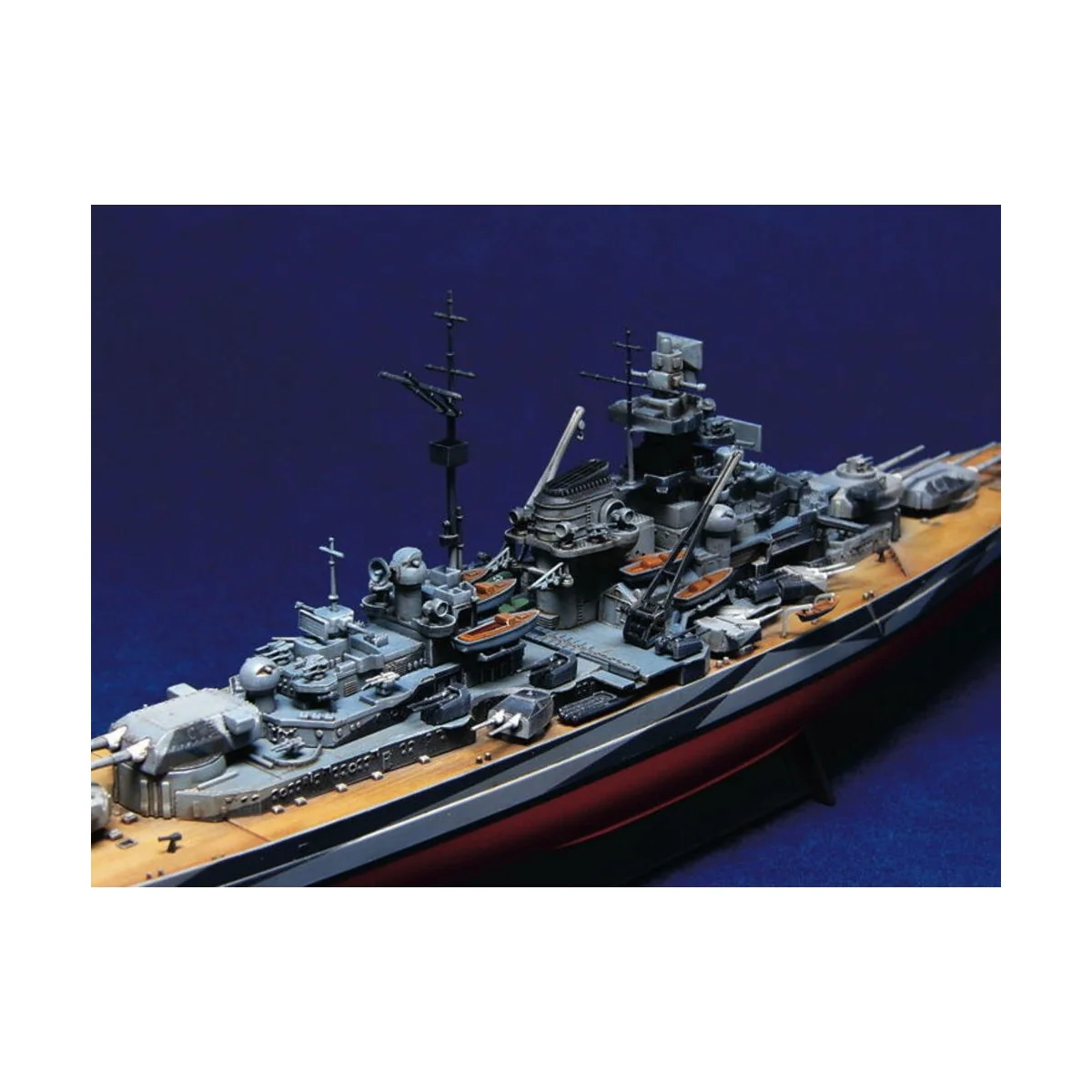 Schlachtschiff Tirpitz, 1/700 - Trumpeter 05712 Schlachtschiff Tirpitz, 1/700 - Trumpeter 05712