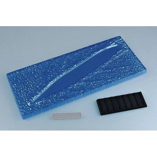 USS Ticonderoga CV-14, 1/700 - Trumpeter 05736