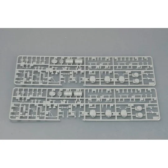 HMS HOOD 1931, 1/700 - Trumpeter 05741