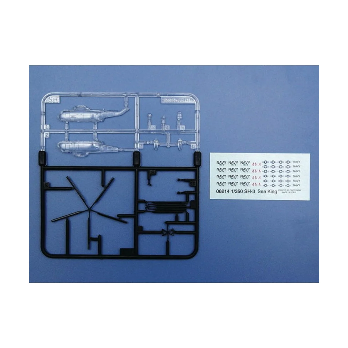 Sikorsky SH-3H Sea King Helicopter, 1/350 - Trumpeter 06214