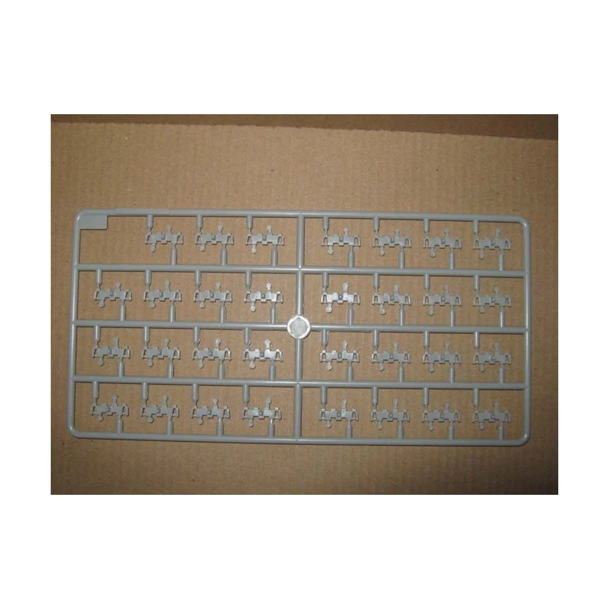 Russian tank 1946 580mm track link - Trumpeter 06622