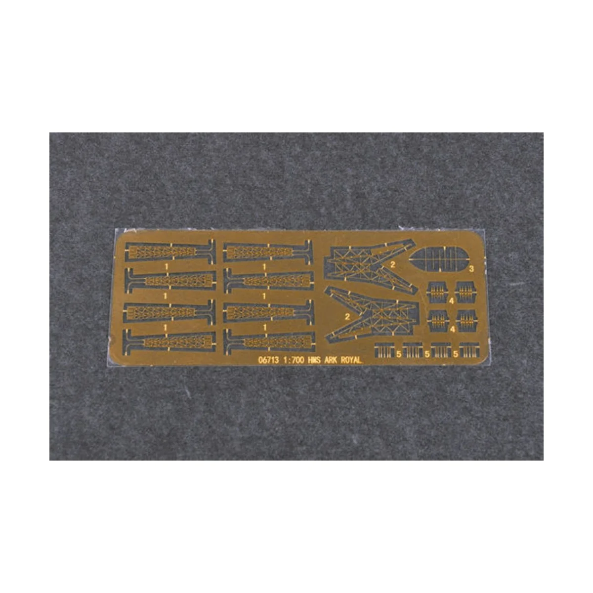 HMS Ark Royal 1939, 1/700 - Trumpeter 06713