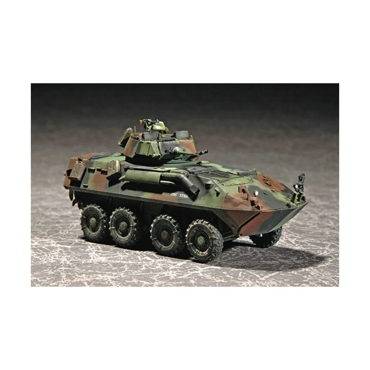 USMC LAV-25 (8X8) Light Armored Vehicle, 1/72 - Trumpeter 07268
