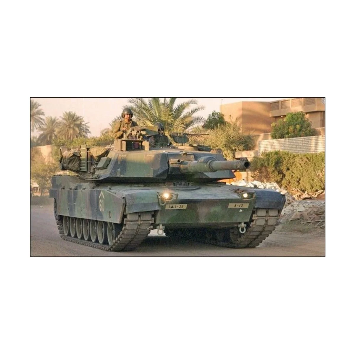 M1A1 Abrams MBT, 1/72 - Trumpeter 07276 M1A1 Abrams MBT, 1/72 - Trumpeter 07276