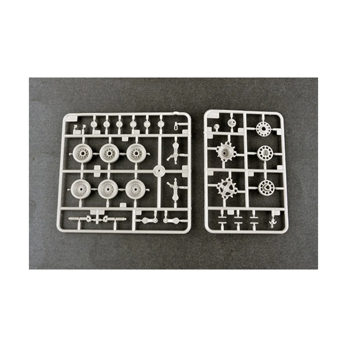 2S19-M2 Self-propelled Howitzer, 1/35 - Trumpeter 09534